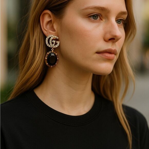 GUCCI 
Crystal Double G Earrings Black Aged Gold - Picture 2 of 7